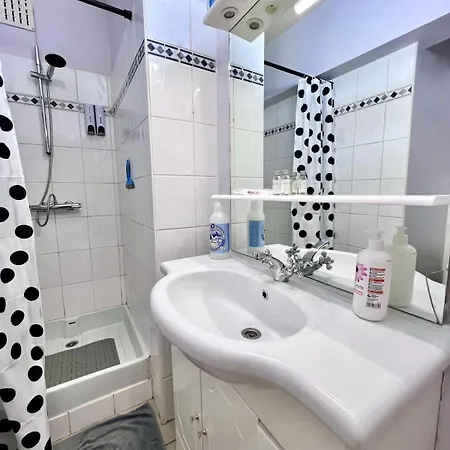 شقة Getaway For 2 Center & Within Walking Distance أوستيند